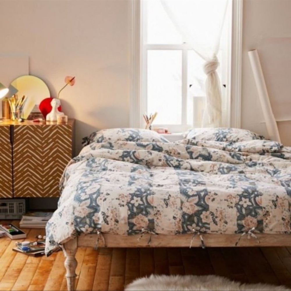 Urban Outfitters Beatrice Floral Tie-Trim Duvet and Sham Set